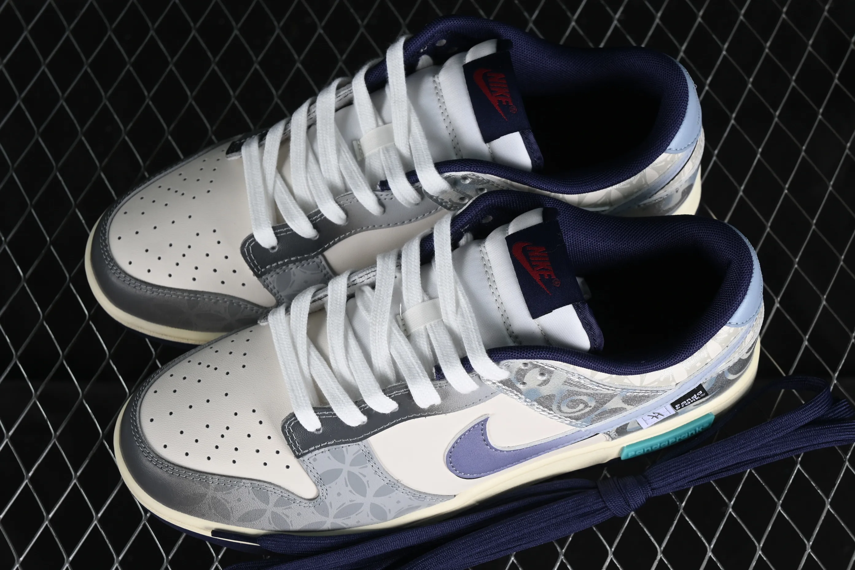 All categories Nk SB Dunk series Nk SB Dunk Low low-top sneakers Nk Dunk Low Panda Prank CNY Year of the Dragon Limited Edition Youlongzeling-Shuiyun SB low-top casual sneakers FV8106-181